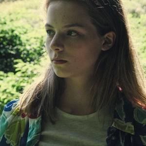 Meet your Posher, Laurence